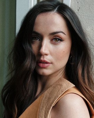 Ana de Armas - Louis Vuitton FW 2023-2024 Show at PFW 03/06/2023