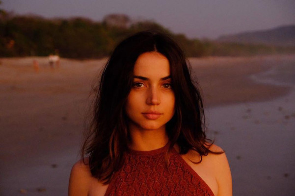 Ana de Armas - Costa-Rica 03/18/2020