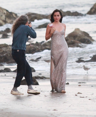 Ana de Armas by Cass Bird for Esteé Lauder &#039;Beautiful Magnolia&#039;, Malibu 10/20/20