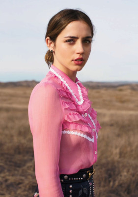 Ana de Armas by Wai Lin Tse for InStyle US (2016)