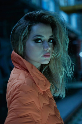 Ana de Armas by Dario Vazquez for El Pais (2017)