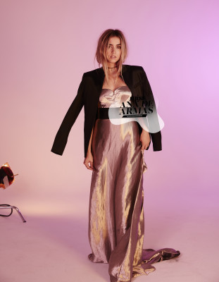 Ana de Armas by Rafa Gallar for Mujer Hoy (2017)