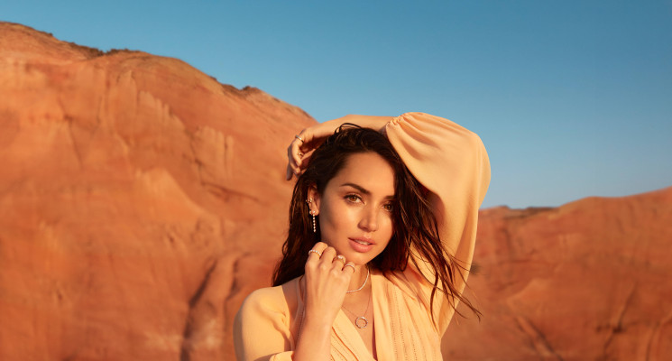 Ana de Armas - &#039;Only Natural Diamonds&#039; Campaign (2020)