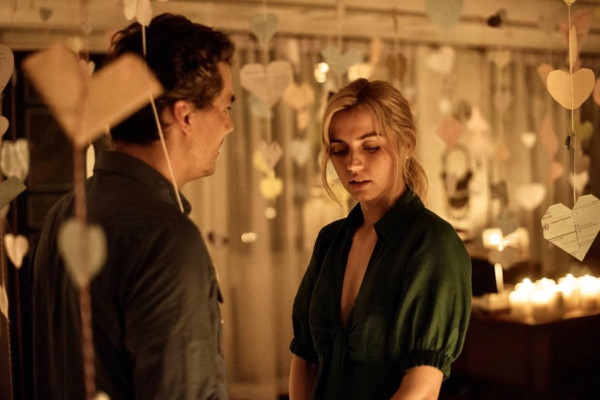 Ana de Armas - Sergio (2020)