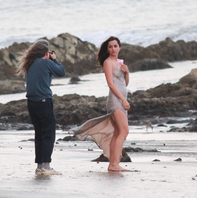 Ana de Armas - Estée Lauder &#039;Beautiful Magnolia&#039; (2021) 
