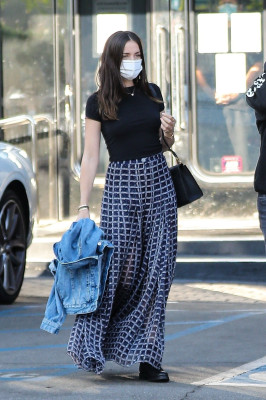 Ana de Armas - XIV Karats Ltd in Beverly Hills 11/25/2020