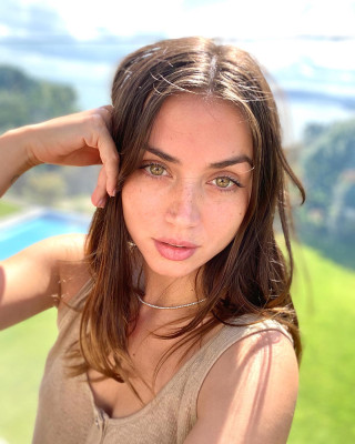 Ana de Armas - La Mer 08/27/2020