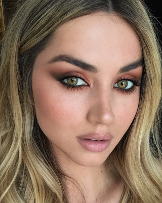 Ana de Armas 