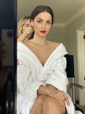Ana de Armas 