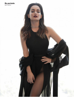 Ana de la Reguera pic #879069