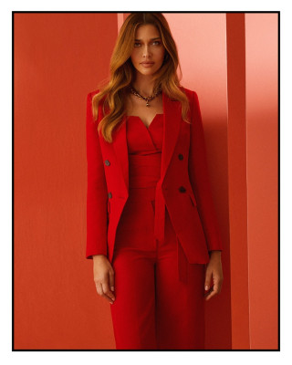 Ana Beatriz Barros