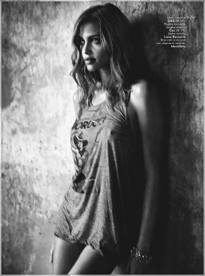 Ana Beatriz Barros pic #248300