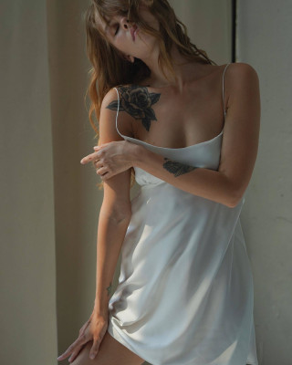 Anastasiya Scheglova for EKILOVELY