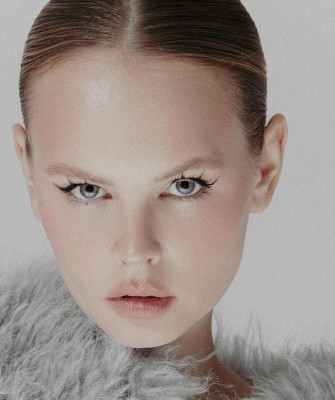Anastasiya Scheglova by Anna Filippova