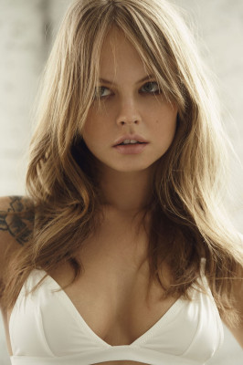 Anastasiya Scheglova Photos (2018)