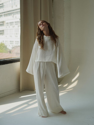Anastasiya Scheglova for EKILOVELY