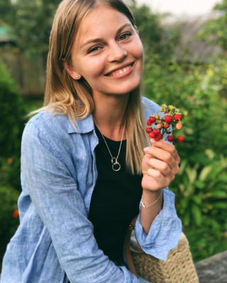 Anastasiya Stezhko pic #1214160