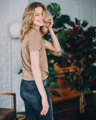 Anastasiya Stezhko pic #1218237