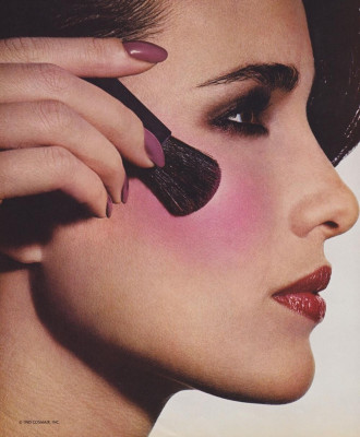 Andie Macdowell pic #1420925