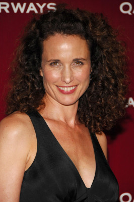 Andie Macdowell pic #206984