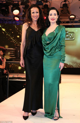 Andie Macdowell pic #1036417