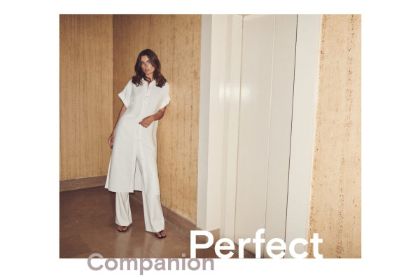 Andreea Diaconu - MASsimo Dutti Summer 2021