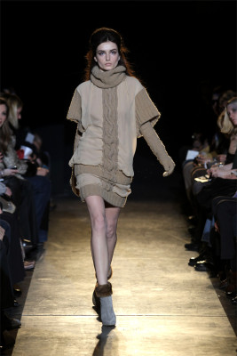 photo 4 in Andreea Diaconu gallery [id251477] 2010-03-23 00:00:00