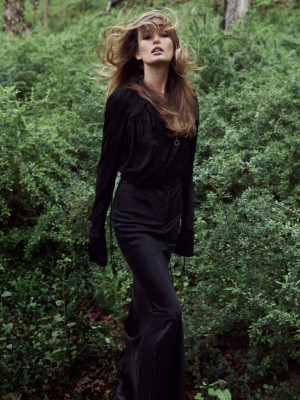Andreea Diaconu - Vogue Paris