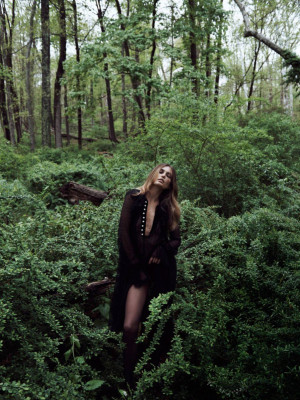 Andreea Diaconu - Vogue Paris