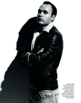 photo 19 in Andres Iniesta gallery [id465450] 2012-02-16 00:00:00