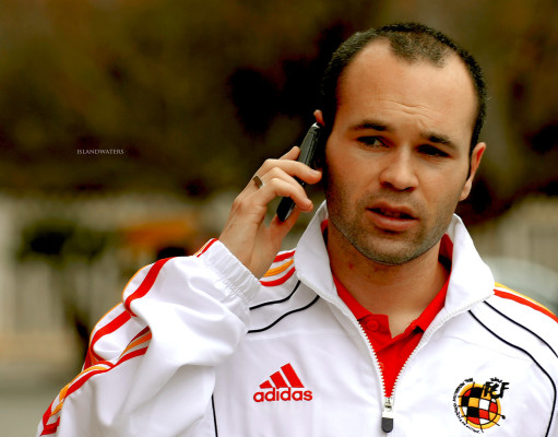 photo 8 in Andres Iniesta gallery [id641338] 2013-06-14 00:00:00