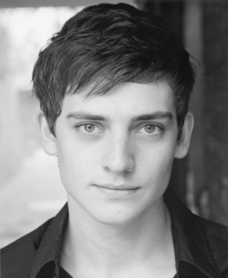 Aneurin Barnard pic #884063