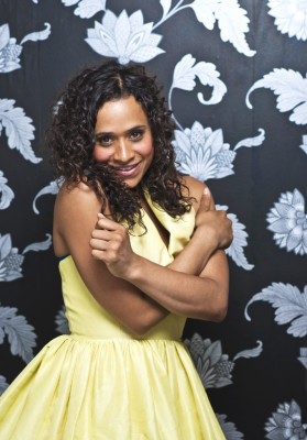 Angel Coulby pic #630306