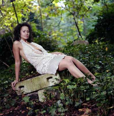 Angel Coulby pic #627246