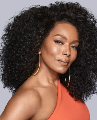 Angela Bassett for New Beauty // 2019