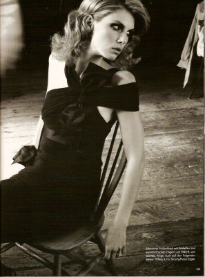 photo 17 in Angela Lindvall gallery [id171906] 2009-07-03 00:00:00
