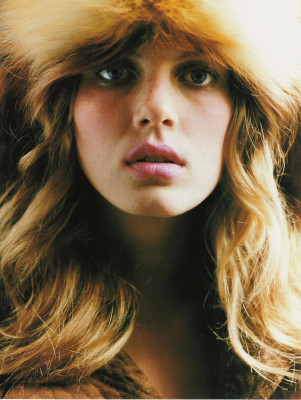 photo 21 in Angela Lindvall gallery [id197544] 2009-10-16 00:00:00