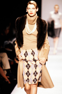 Angela Lindvall for Michael Kors Fall Winter 2000