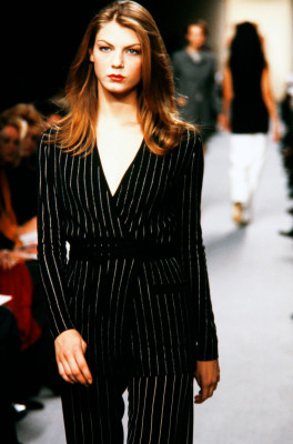 Angela Lindvall for Bill Blass Spring Summer 1998