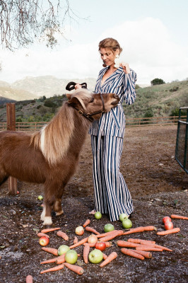 Angela Lindvall