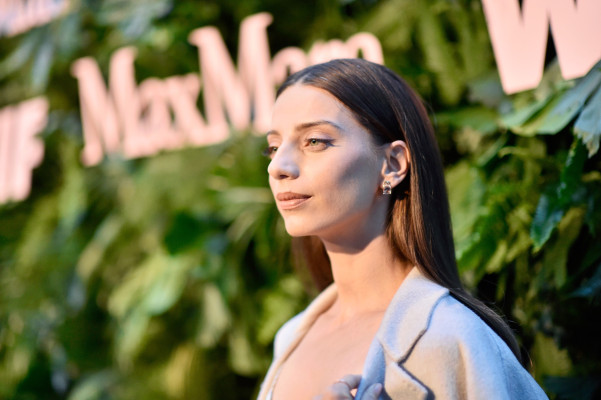 Angela Sarafyan pic #1077809