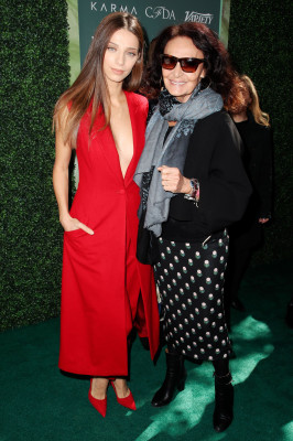Angela Sarafyan pic #1044063