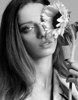 Angela Sarafyan pic #935091