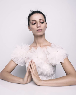 Angela Sarafyan