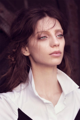 Angela Sarafyan pic #935112