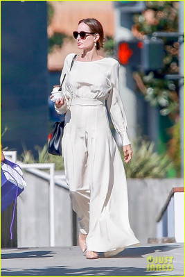 Angelina Jolie - Beverly Hills 09/09/2018