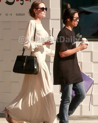 Angelina Jolie - Beverly Hills 09/09/2018