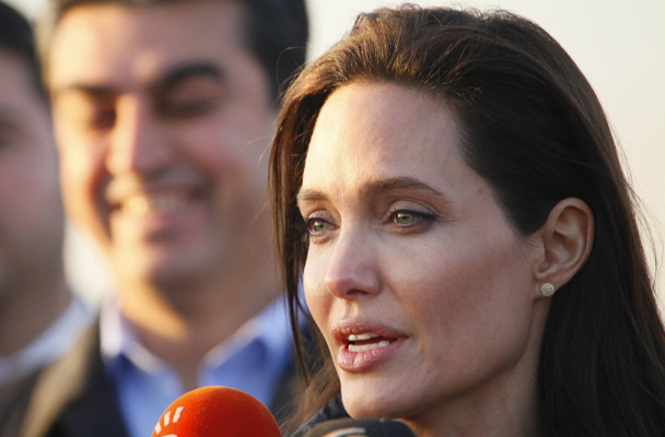 Angelina Jolie pic #790033