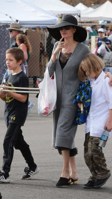 Angelina Jolie in Pasadena 12/10/2017