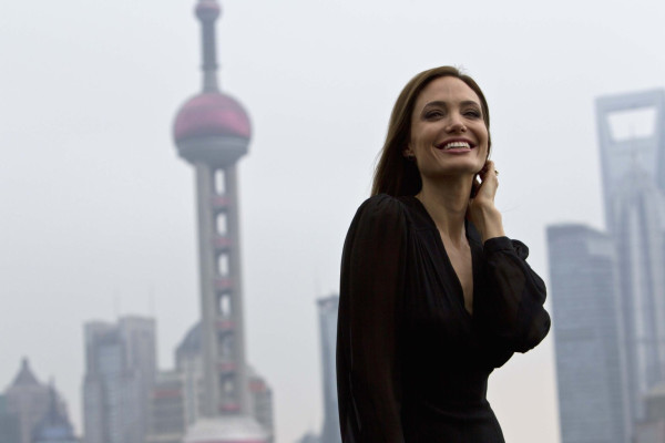 Angelina Jolie pic #739877